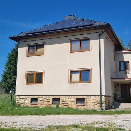 1402 Nová Paka