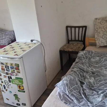 Hostel 1402 *